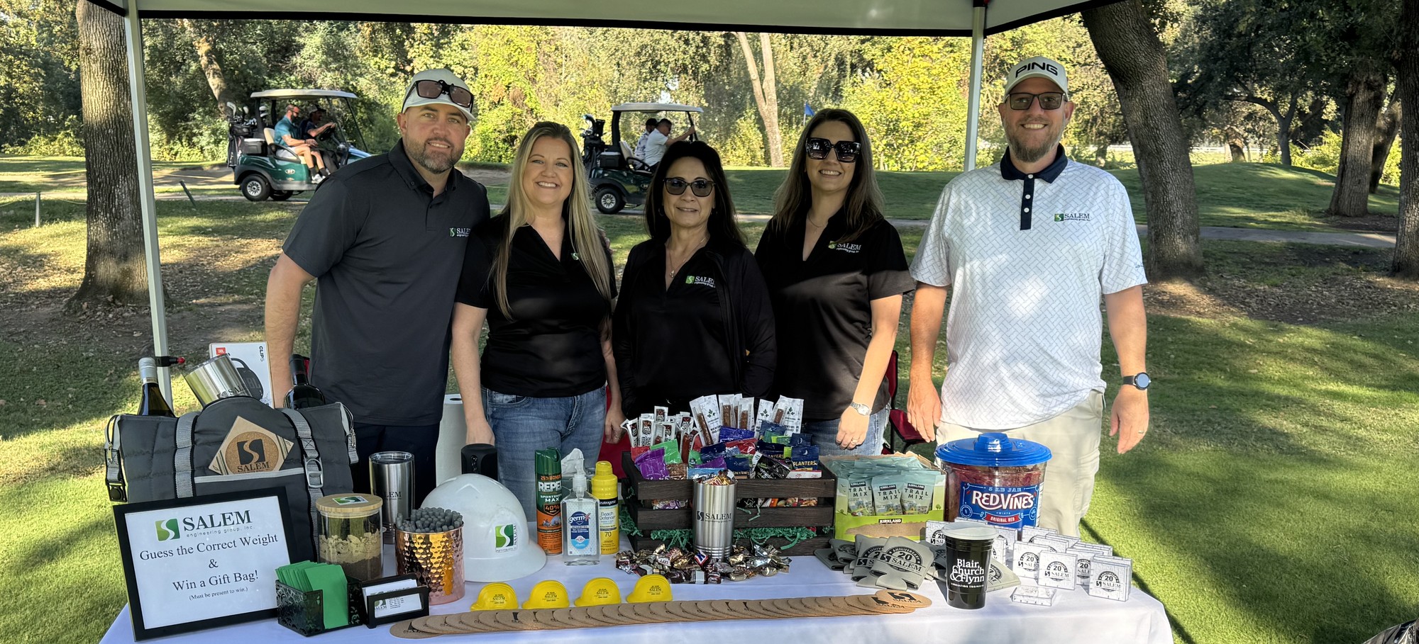 SALEM Engineering Group team at a company golf event